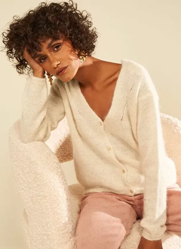 Sud Express Jumpers & Cardigans|Gilet Col V A Cotes Ecru Gattycax
