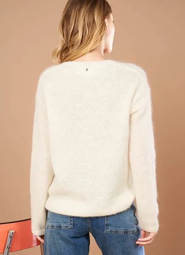 Sud Express Jumpers & Cardigans|Pull A Col V En Mohair Ecru Mannakayx