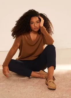 Sud Express Jumpers & Cardigans|Pull Au Volume Oversize Et A Manches Longues Pres Du Corps Caramel Monjoe