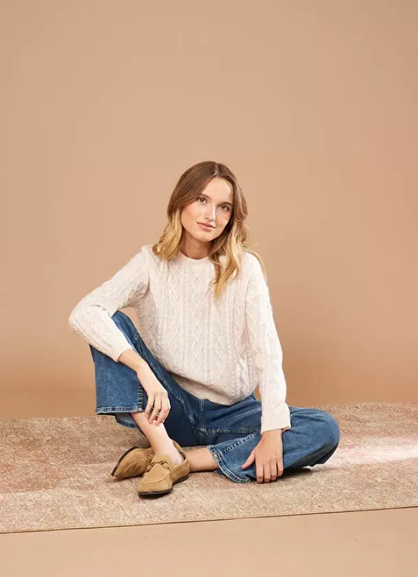 Sud Express Jumpers & Cardigans|Pull Col Rond Avec Jeu De Torsades Poudre Madil