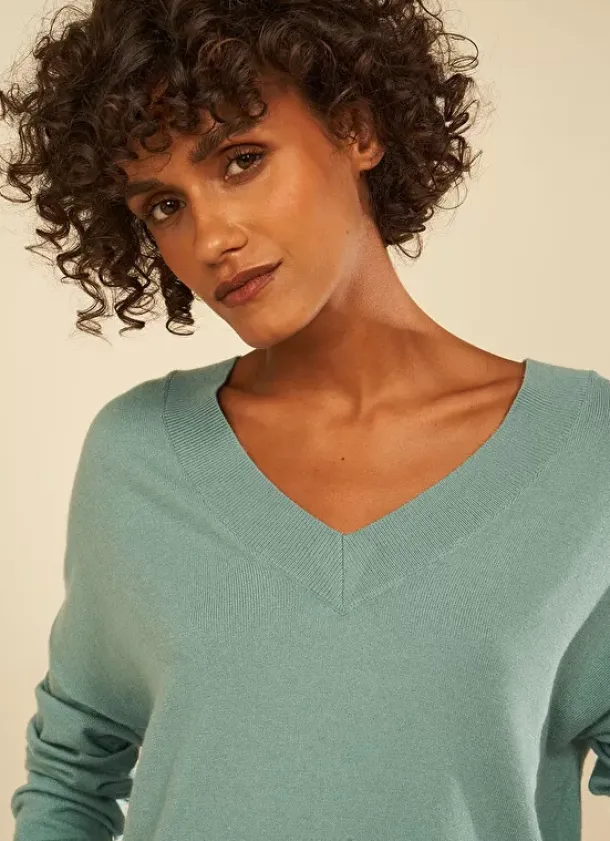 Sud Express Jumpers & Cardigans|Pull Col V A Maille Douce Celadon Marseillan