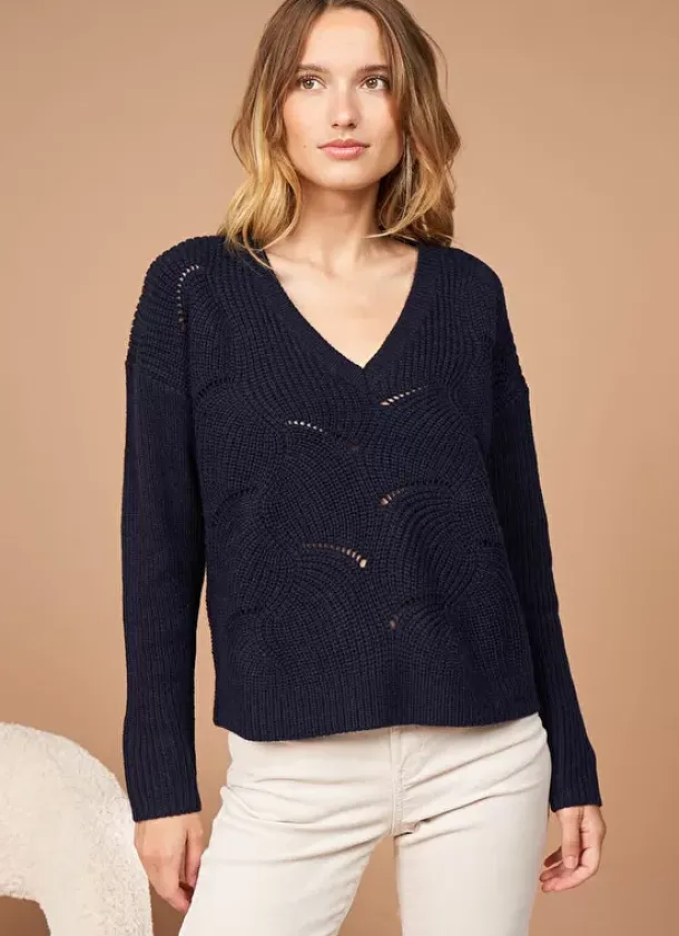 Sud Express Jumpers & Cardigans|Pull Col V Au Tricotage Ajoure Marine Matido