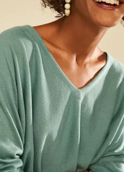 Sud Express Jumpers & Cardigans|Pull Col V Sans Emmanchures Amande Maboutou