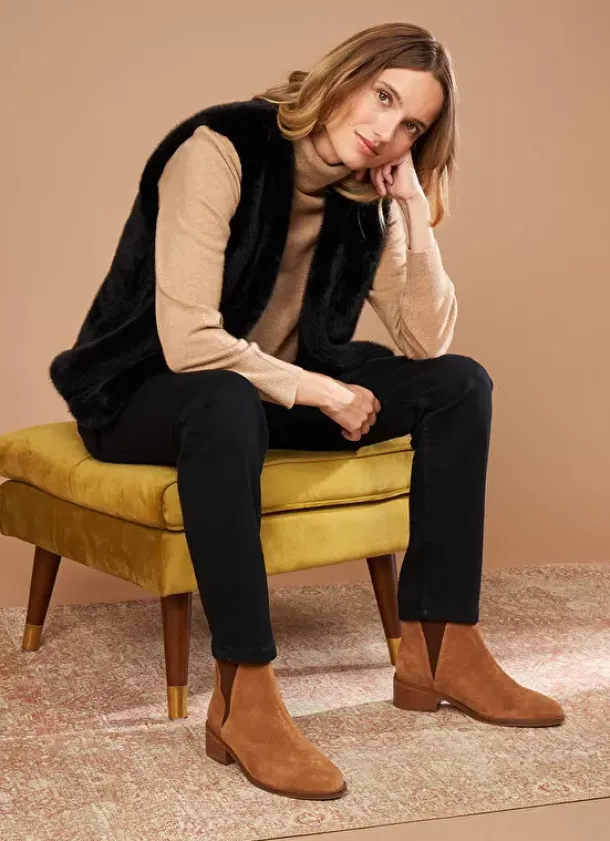 Sud Express Jackets & Coats|Veste Sans Manches Fausse Fourrure Noir Garinko